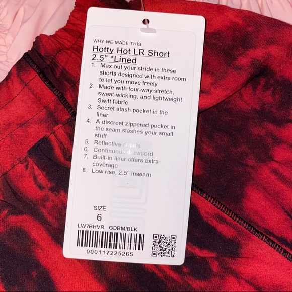 NWT Lululemon Hotty Hot Shorts 2.5” - Game Day - Picture 6 of 7